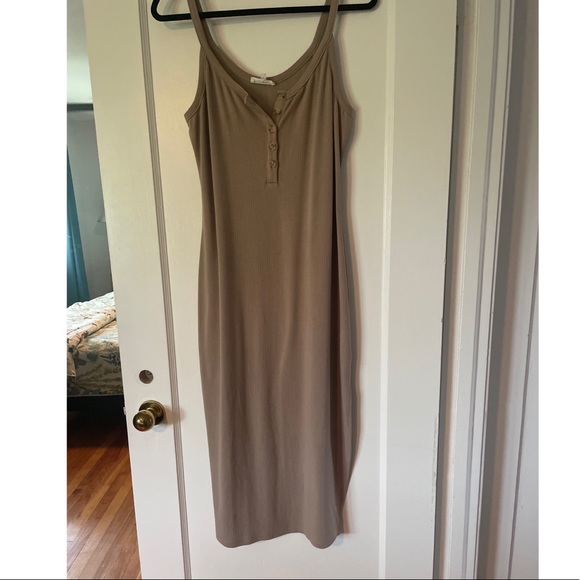 Heartloom midi dress - Picture 4 of 9